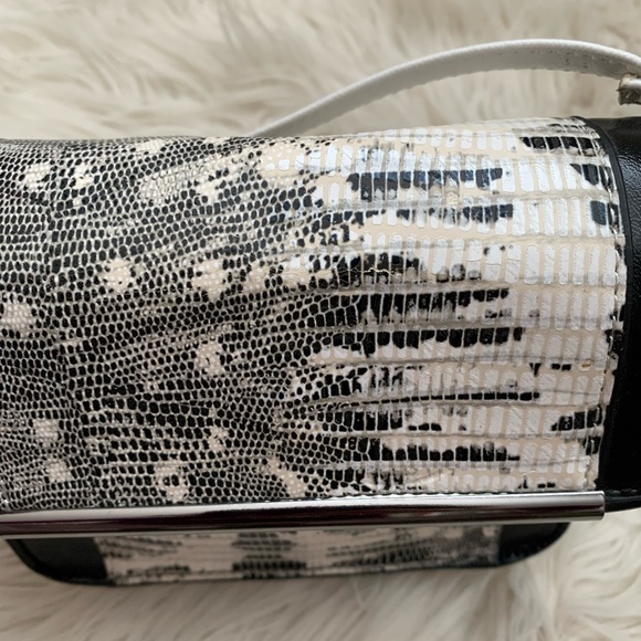 Vegan Crossbody/ Shoulder Bag - Picture 10 of 14